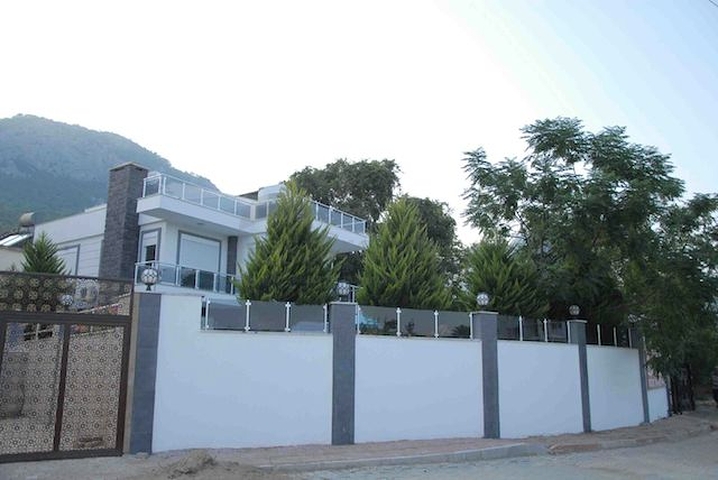 فيلا فاخرة في كيمير /انطاليا