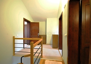 فيلا بخمس غرف نوم وصالونين على البحر الابيض المتوسط