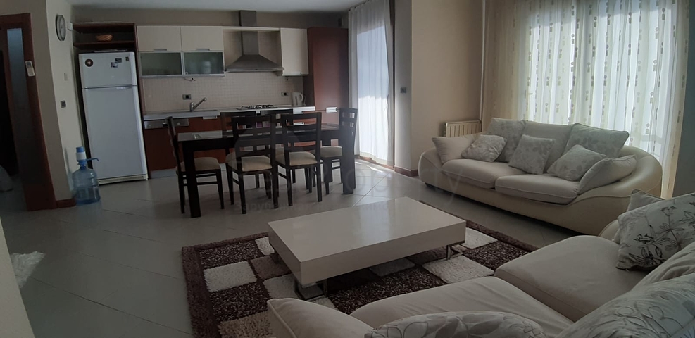 شقة على البحر للايجار