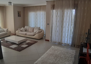 شقة على البحر للايجار