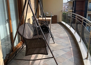 شقة على البحر للايجار