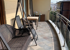 شقة على البحر للايجار