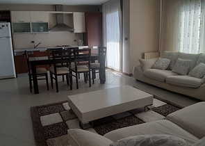 شقة على البحر للايجار