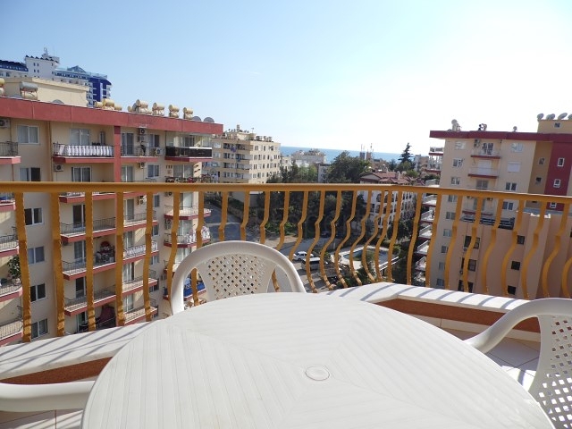 شقة مفروشة باطلالة على البحرفي الانيا