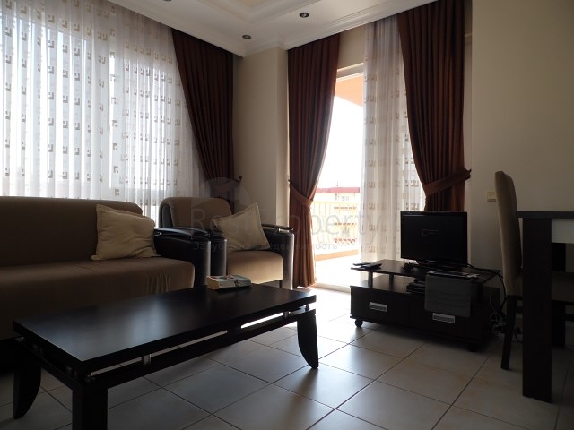 شقة مفروشة باطلالة على البحرفي الانيا