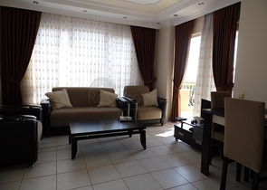 شقة مفروشة باطلالة على البحرفي الانيا