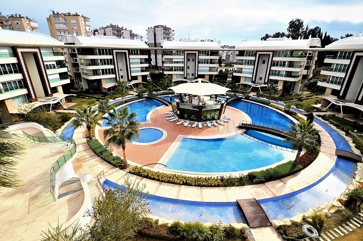 شقة خمس غرف و صالة في انطاليا