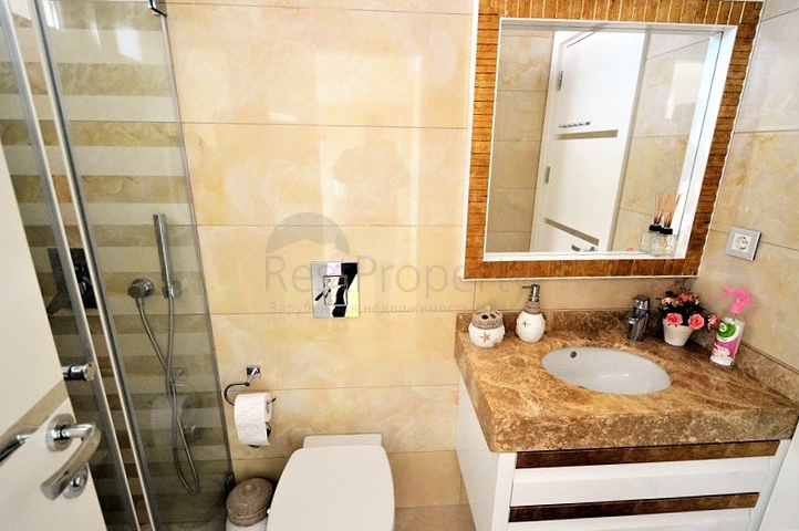 شقة خمس غرف و صالة في انطاليا