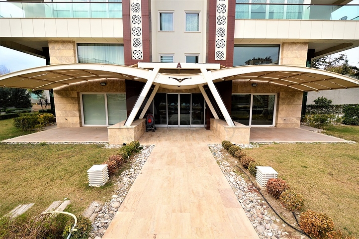 شقة خمس غرف و صالة في انطاليا