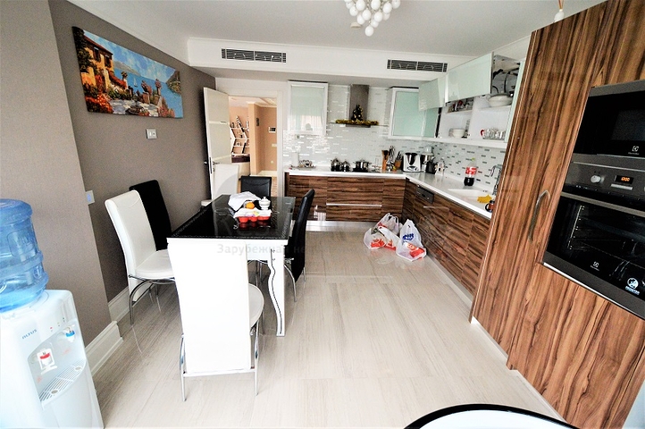 شقة خمس غرف و صالة في انطاليا