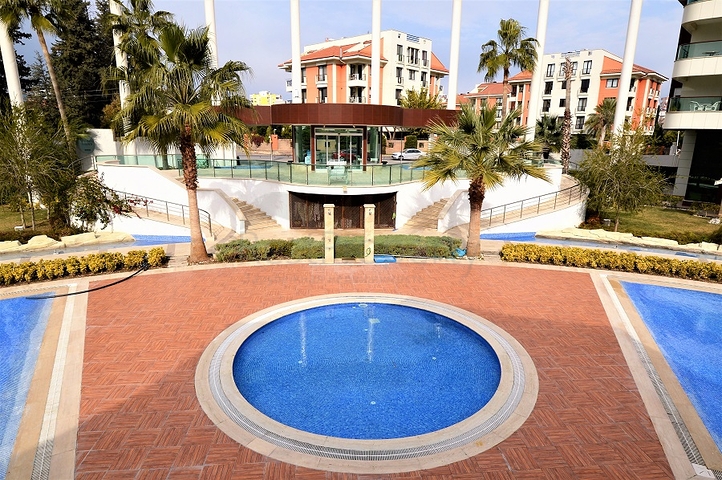 شقة خمس غرف و صالة في انطاليا