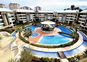 شقة خمس غرف و صالة في انطاليا