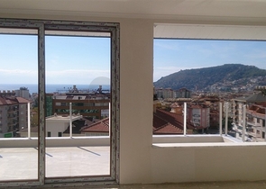 شقة واسعة في مركز الانيا