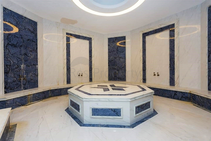 مجمع راقي باطلالة بحرية