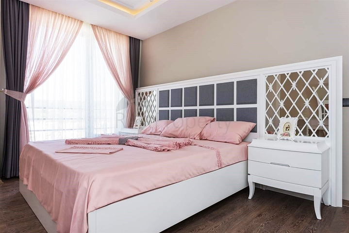 مجمع راقي باطلالة بحرية