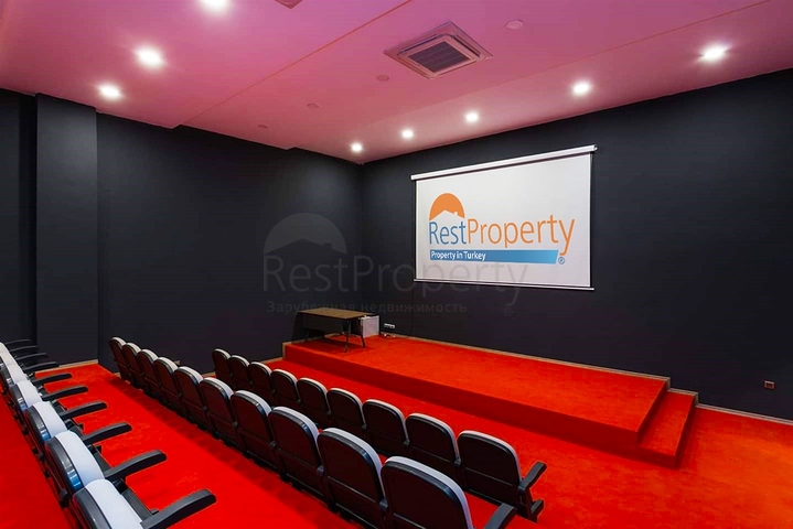 مجمع راقي باطلالة بحرية