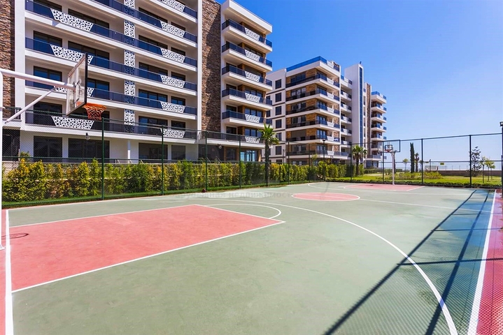 مجمع راقي باطلالة بحرية