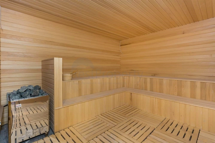 مجمع راقي باطلالة بحرية