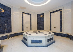 مجمع راقي باطلالة بحرية