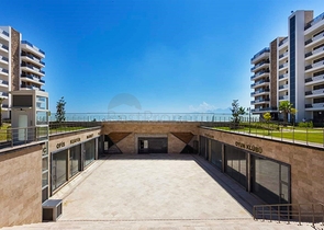 مجمع راقي باطلالة بحرية