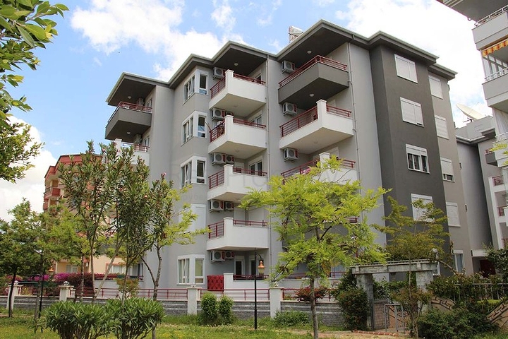 شقة في اوبا - الانيا على ضفة النهر