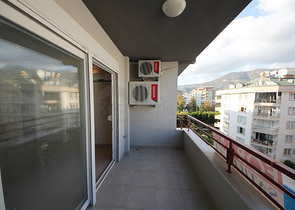 شقة في اوبا - الانيا على ضفة النهر