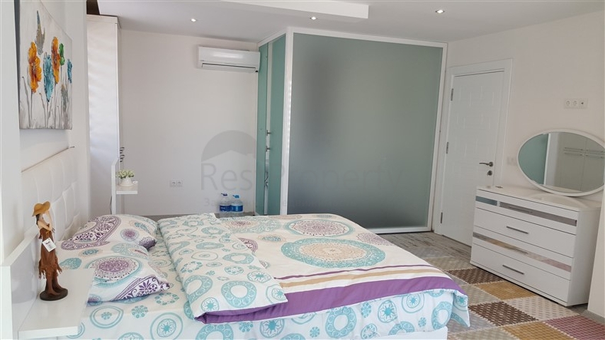 فيلا باطلالة بحرية و بركة سباحة خاصة في كاركي جاك / الانيا