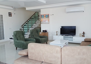 فيلا باطلالة بحرية و بركة سباحة خاصة في كاركي جاك / الانيا