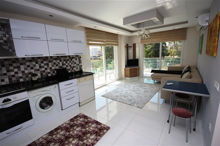 شقة غرفة و صالة في كاستل الانيا