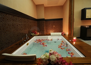 شقة باطلالة بحرية في مجمع فاخر في الانيا