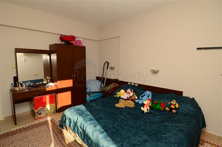 شقة على الصف الأول بسعر ممتاز