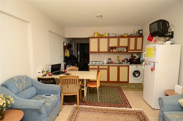 شقة على الصف الأول بسعر ممتاز