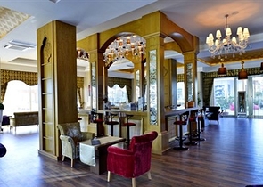 شقق في مجمع فاخر في ماهموت لار