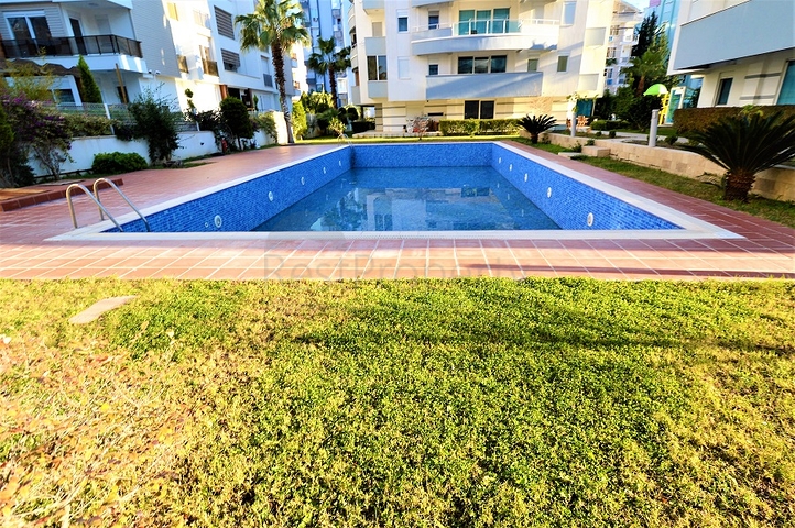 شقة غرفتين و صالة في كونيالتي - انطاليا