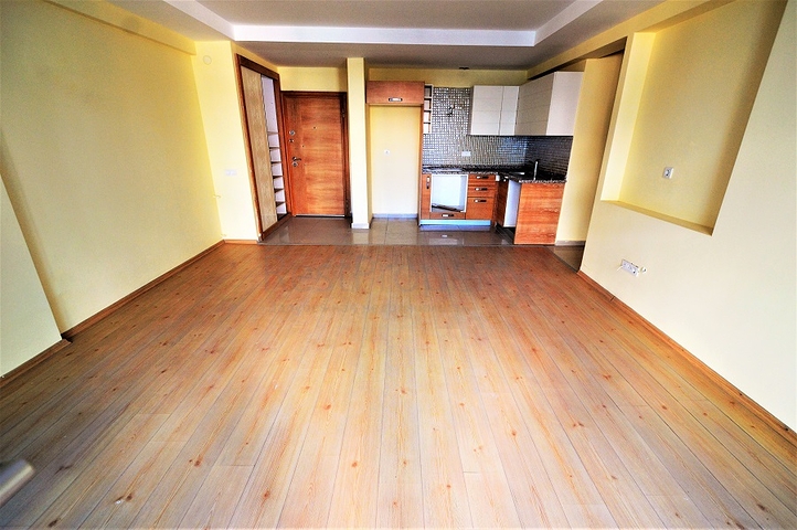 شقة غرفتين و صالة في كونيالتي - انطاليا