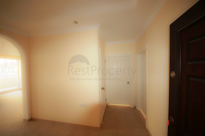 شقة في مشروع عصري في الانيا