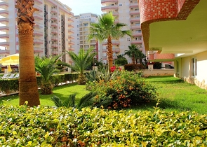 شقة في مشروع عصري في الانيا