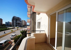 شقة في مشروع عصري في الانيا