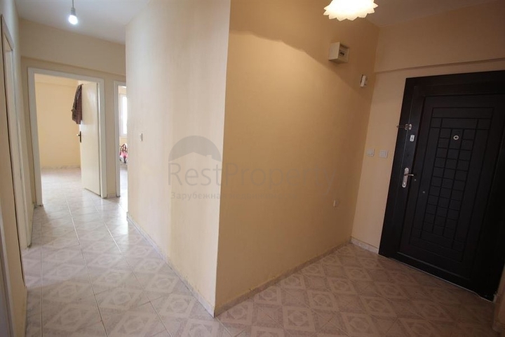 شقة واسعة مع مطبخ منفصل في ماهموت لار