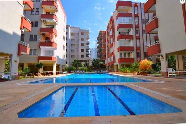 شقة واسعة مع مطبخ منفصل في ماهموت لار