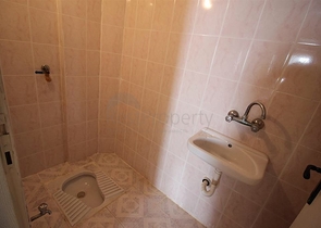 شقة واسعة مع مطبخ منفصل في ماهموت لار