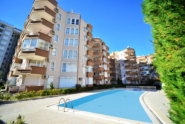 شقة من المالك مباشرة باطلالة جبلية