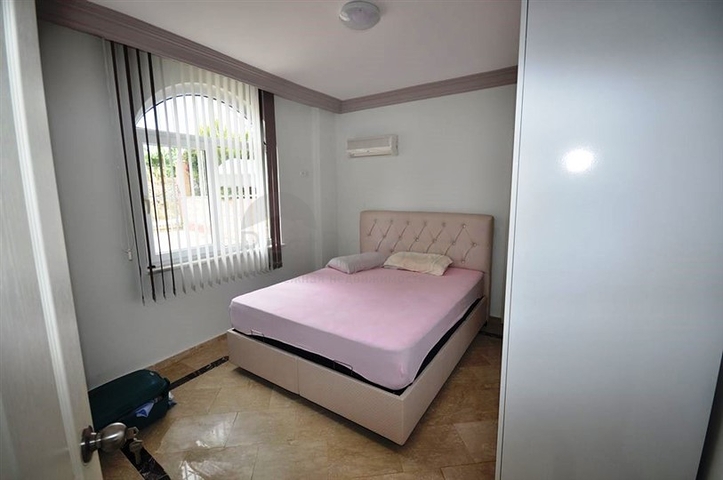 فيلا مع بركة سباحة خاصة في الانيا