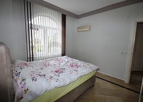 فيلا مع بركة سباحة خاصة في الانيا