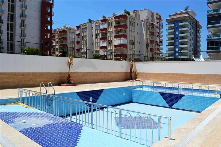 مشروع استثماري في الانيا