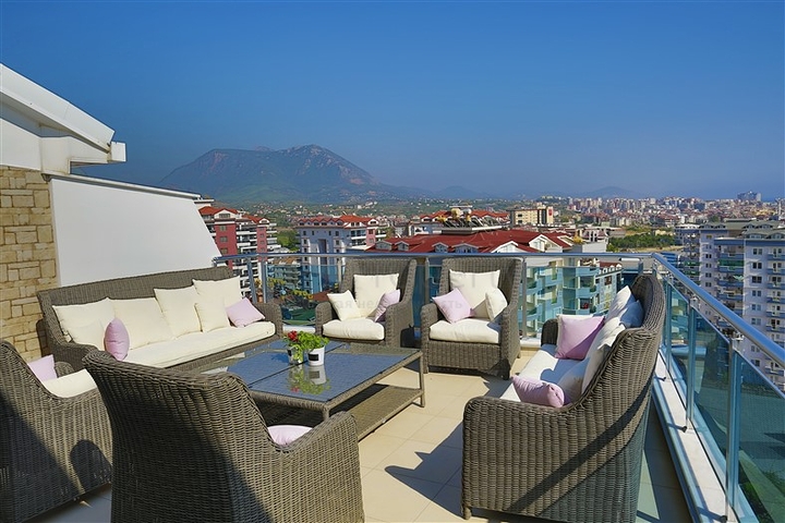 شقة بينتهاوس مطلة على البحر و الجبل في جيكجيلي - الانيا