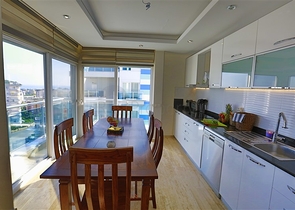 شقة بينتهاوس مطلة على البحر و الجبل في جيكجيلي - الانيا