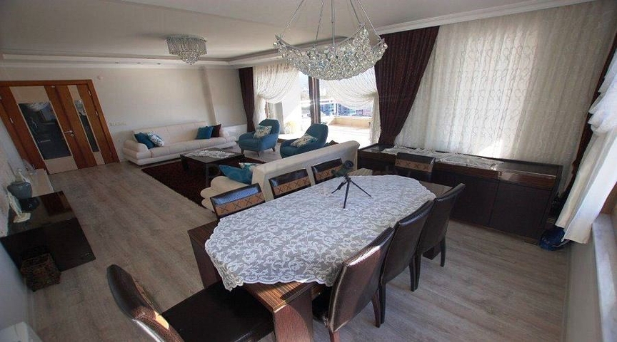 شقة خمسة غرف و مطبخ منفصل في جيكجيلي - الانيا