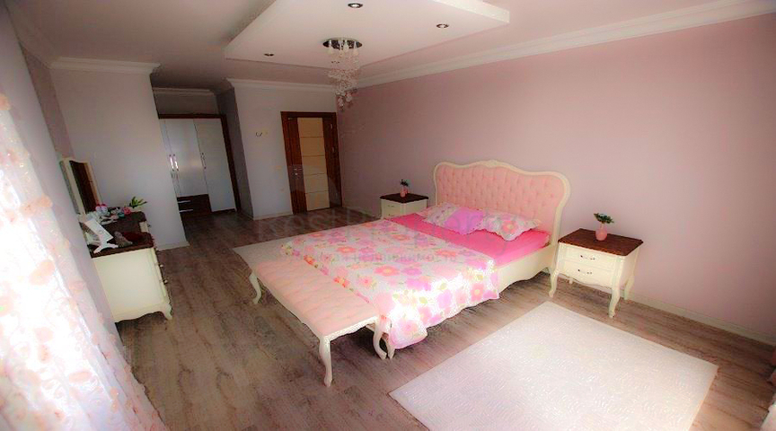 شقة خمسة غرف و مطبخ منفصل في جيكجيلي - الانيا