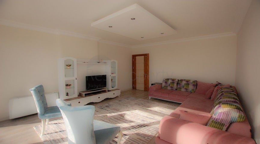 شقة خمسة غرف و مطبخ منفصل في جيكجيلي - الانيا